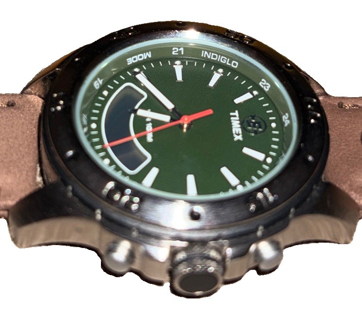 Vintage 2009 Timex Expedition T45201 Dual Time Ana-Digi Watch Green Dial WR100M