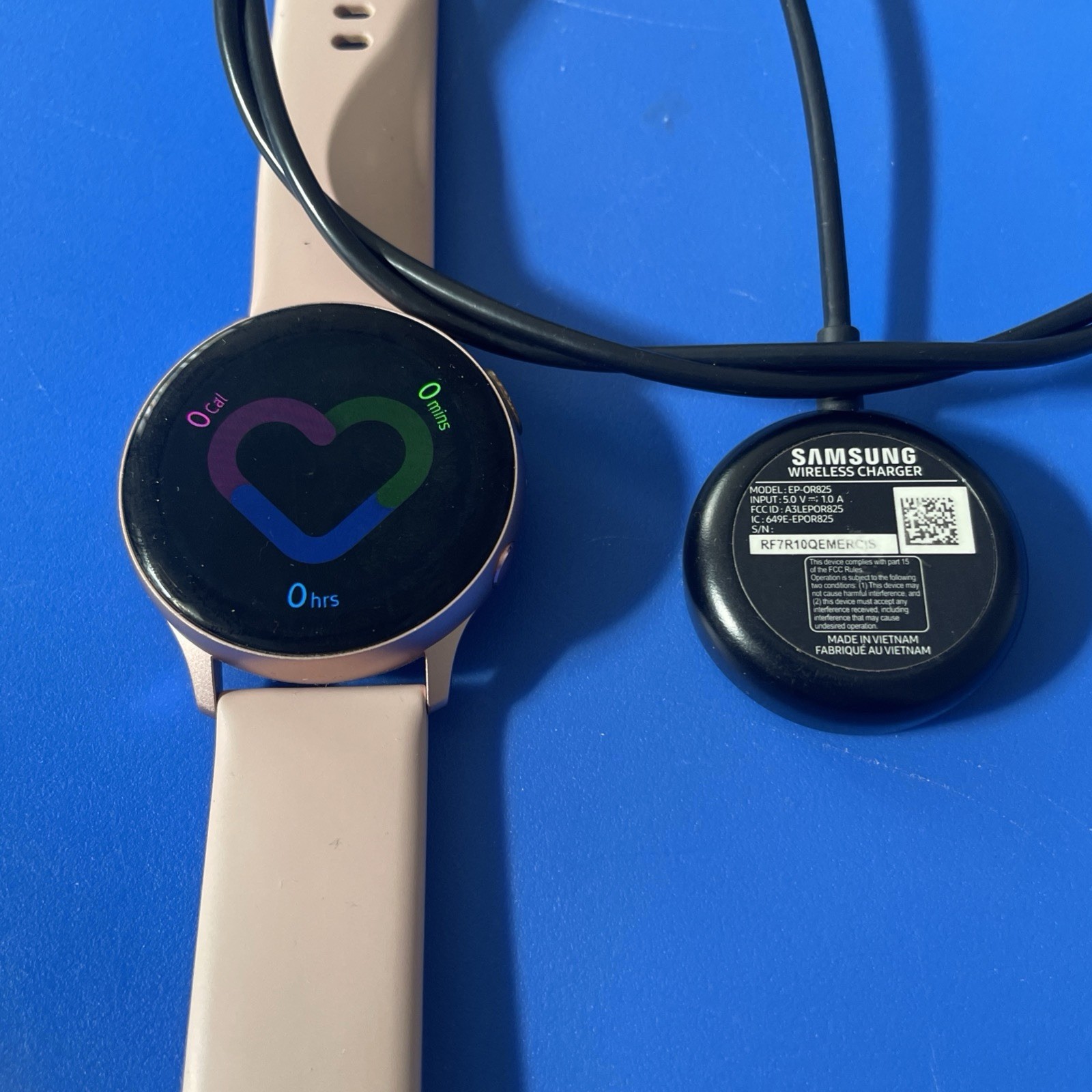 Samsung Galaxy Watch Active 2 Pink and Charger Size S/M – Works