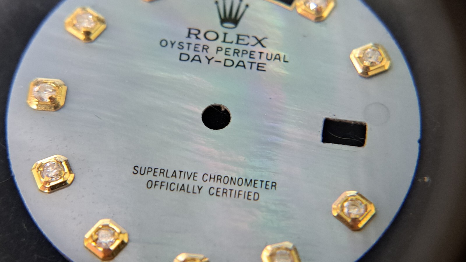 Genuine Vintage Rolex DIAL BLUE MOTHER OF PEARL GOLD Diamonds DAY DATE 28.5mm di