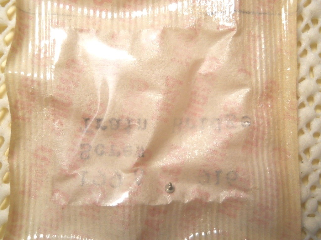 ELGIN 916 NOS Factory Replacement Watch PART 199A – TRAIN BRIDGE COMBINED SCREW