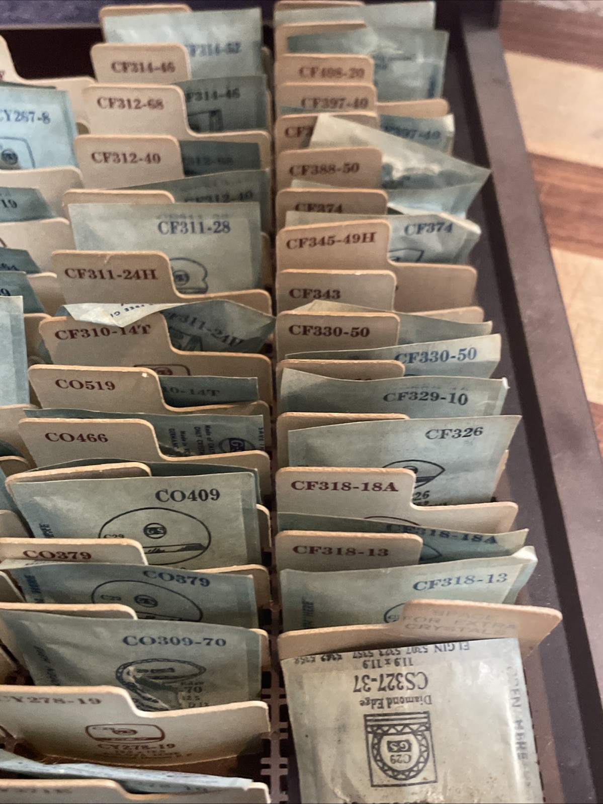 Lot of G-5 Watch Crystals supplement C – 29