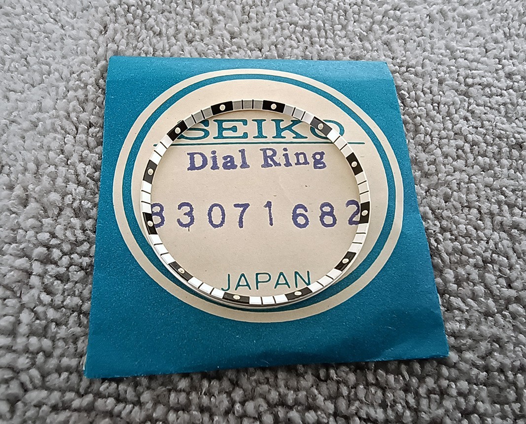 NOS GENUINE DIAL RING FOR SEIKO RALLY 6119-7173 , 6119-7170 (PARTS NO. 83071682)