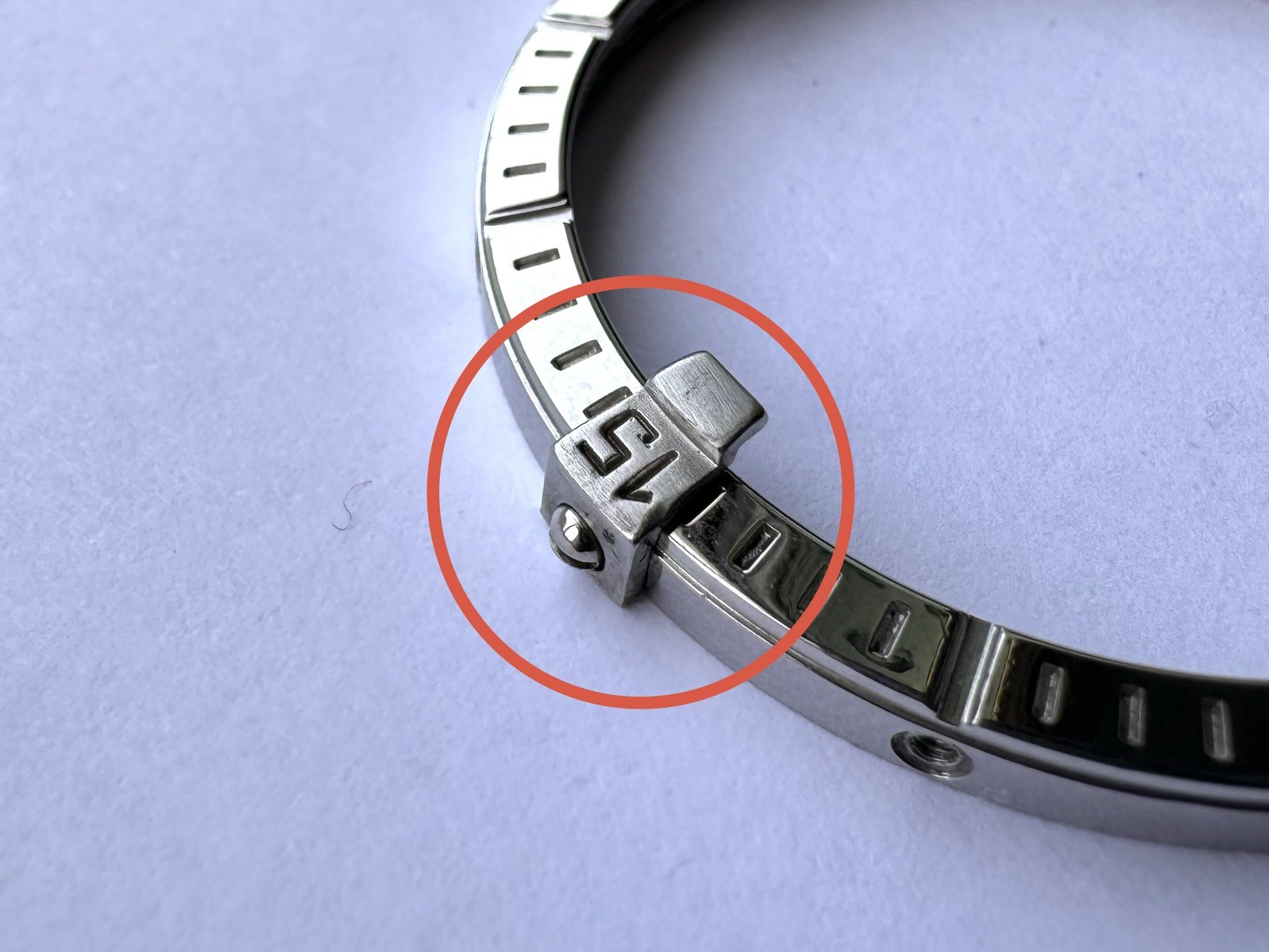 Genuine Breitling 15 Bezel Rider Tab + Screw for Headwind A45355 Watch