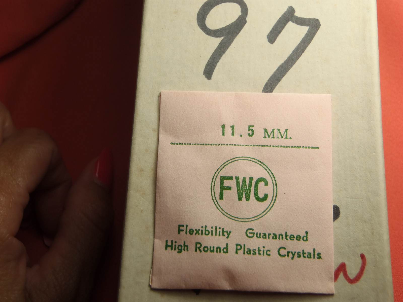FWC HIGH ROUND Diamond Edge PLASTIC WATCH STEP CRYSTAL 11.5 MM NOS