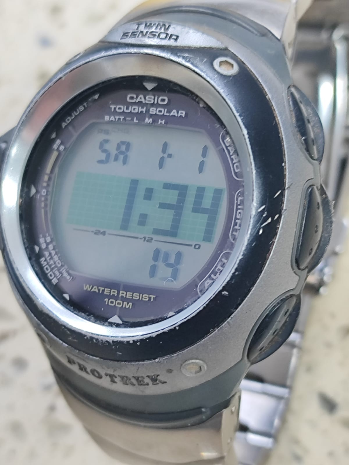 CASIO,PRO TREK,PRG-100T,TITANIUM,SOLAR,TWIN SENSOR,NEED BATTARY WORK IN SUN