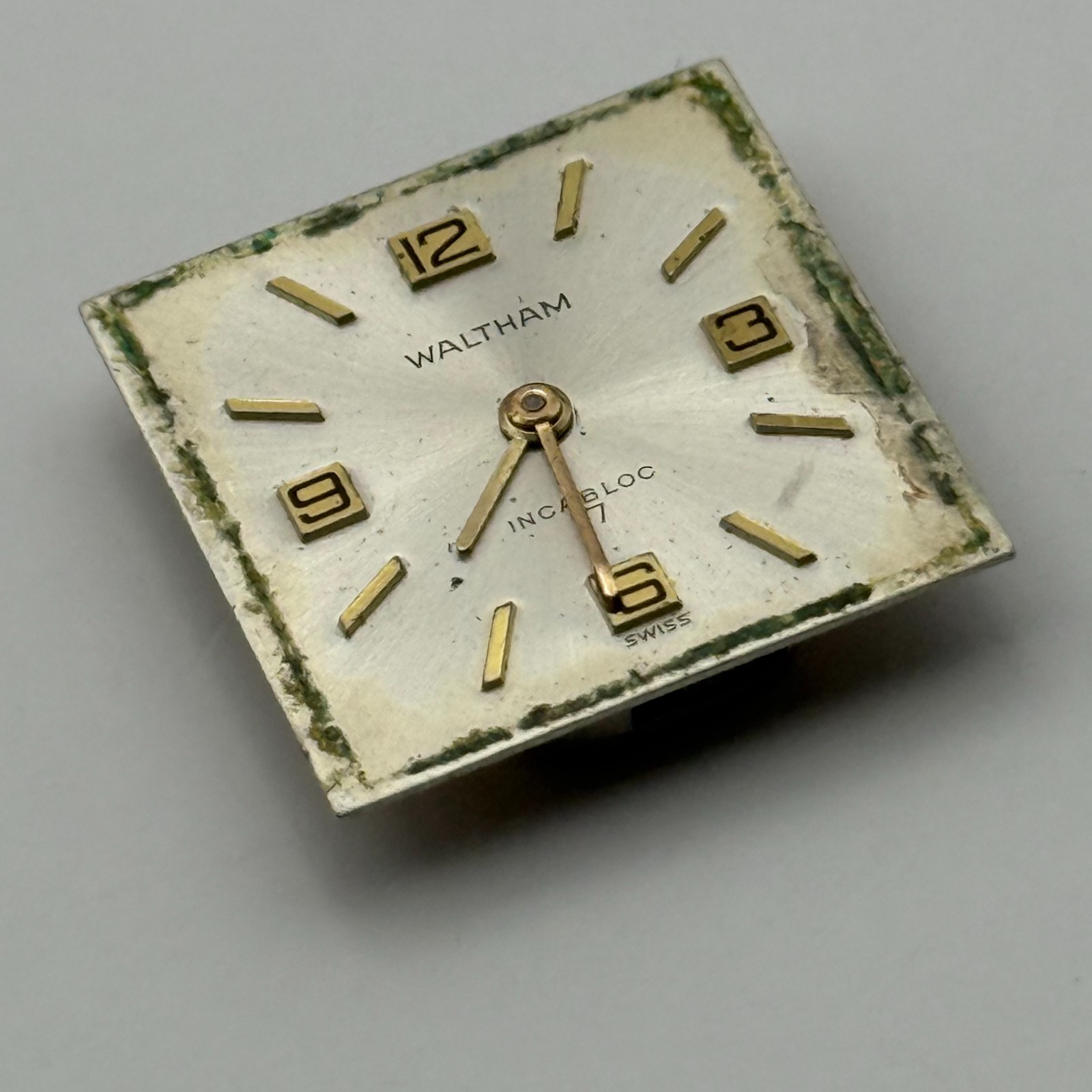FHF 69-21 Watch Movement Waltham 17 Jewels Swiss Ladies Parts Repair 15.3mm