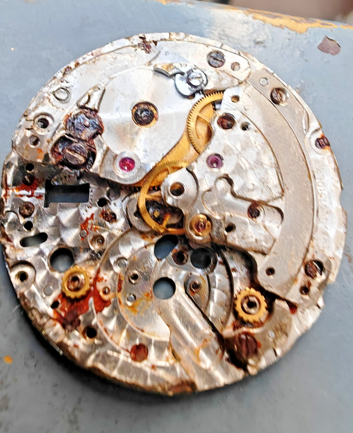 Orig ROLEX CAL 3136 movement INCOMPLETE DAMAGED, crushed for parts project