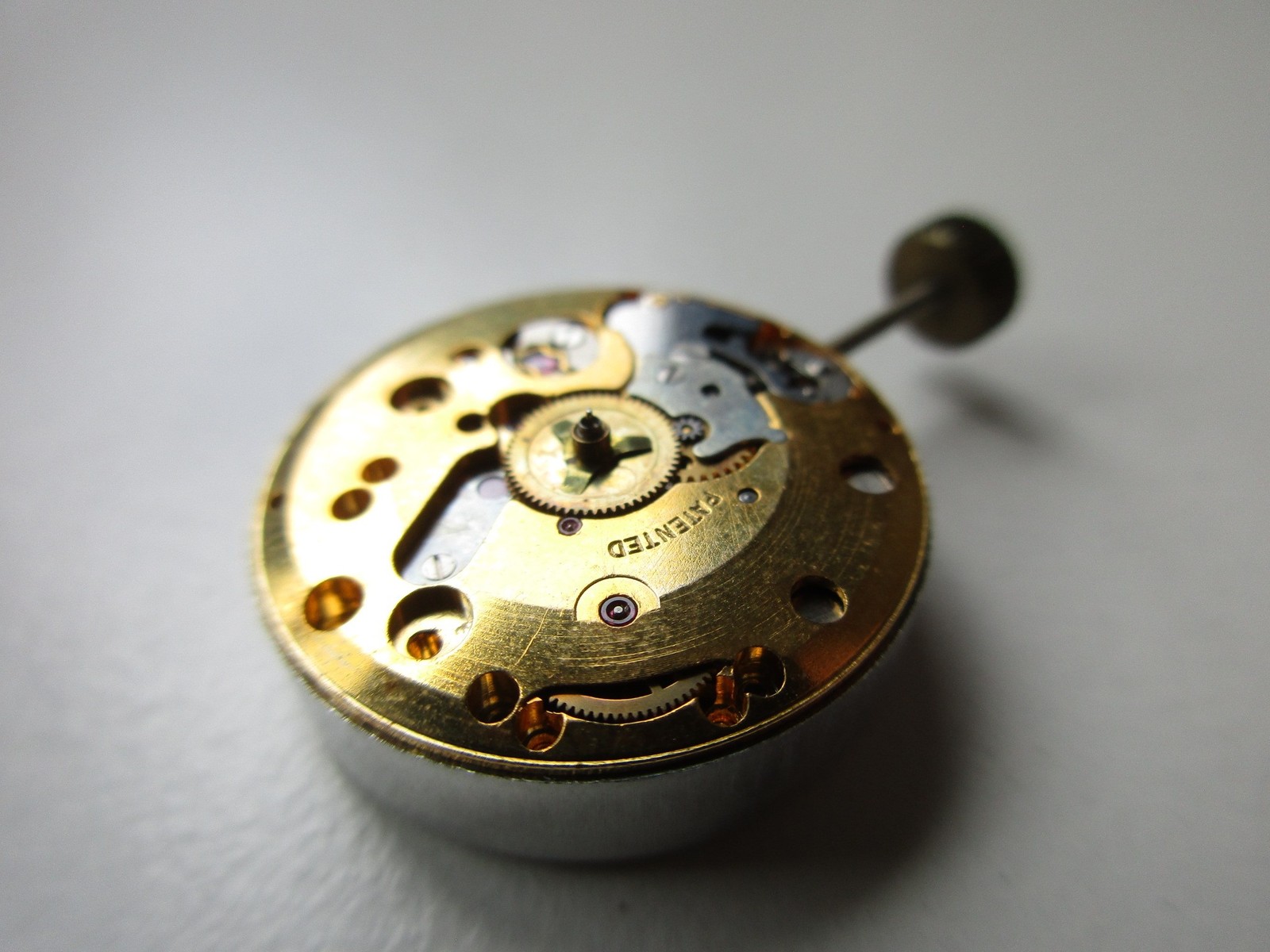 Enicar AR cal. 850 Swiss N.O.S. watch movement – running