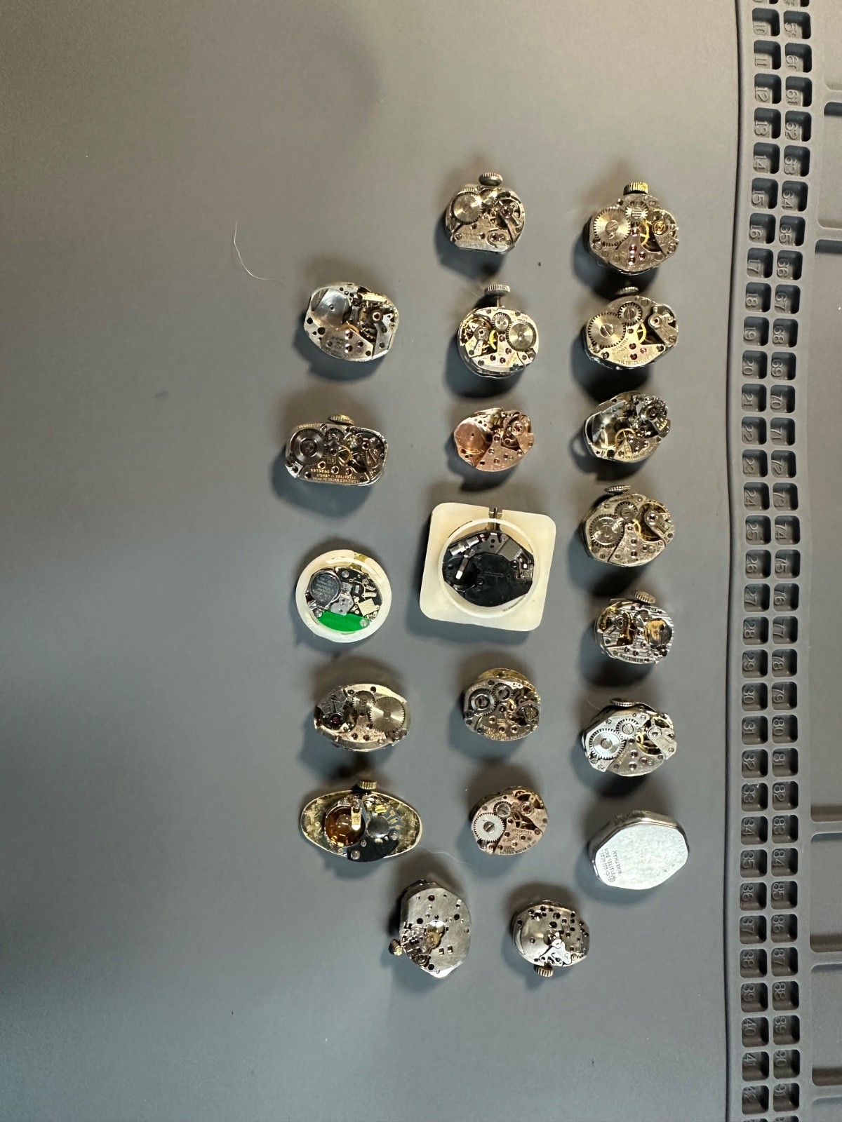 Lot of 20 Small Watch Movements Longines Hamilton Elgin Waltham Bulova