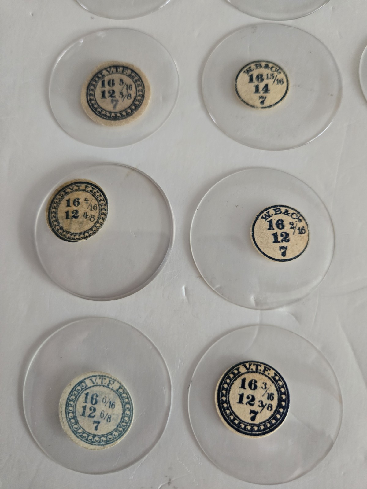 Lot Of 27 Vintage Glass Watch Crystals SIZE 16 To 18 Watchmakers Parts NOS