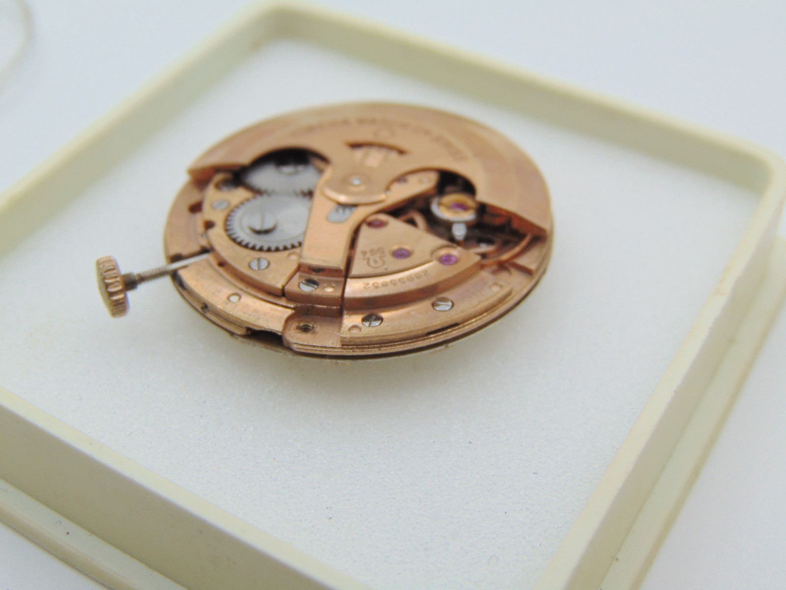 ORIGINAL OMEGA CONSTELLATION PIE PAN MOVEMENT COMPLETE – OMEGA 564 – ( WORKING )