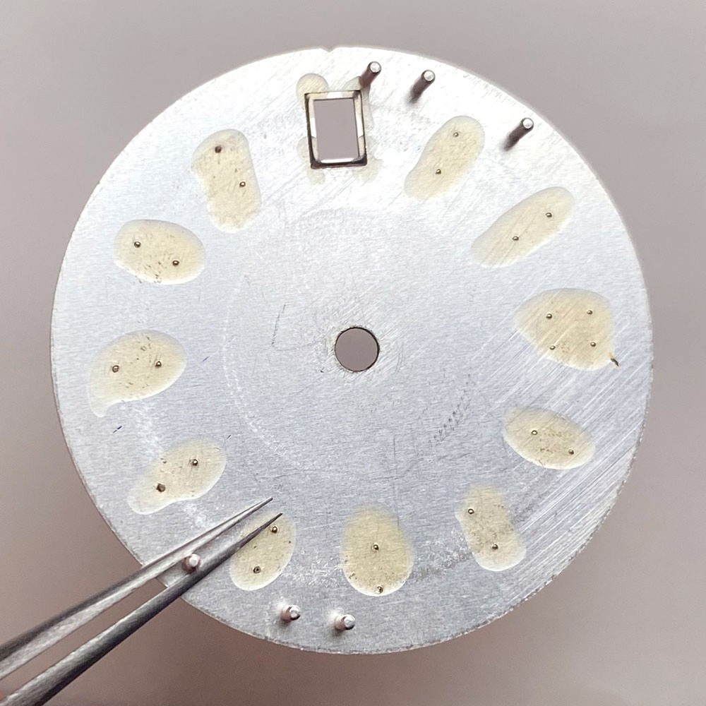29mm NH35 Sunburst Watch Dial With Silver Baton Indexes Pink/Black/Ice blue Dial