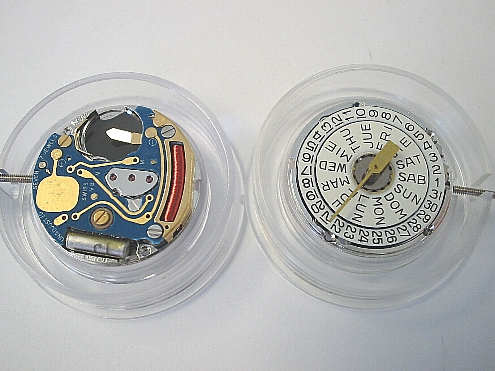 Rare new ETA 956.121 watch movement with day/date & 2nd hand. Swiss Made by ETA.