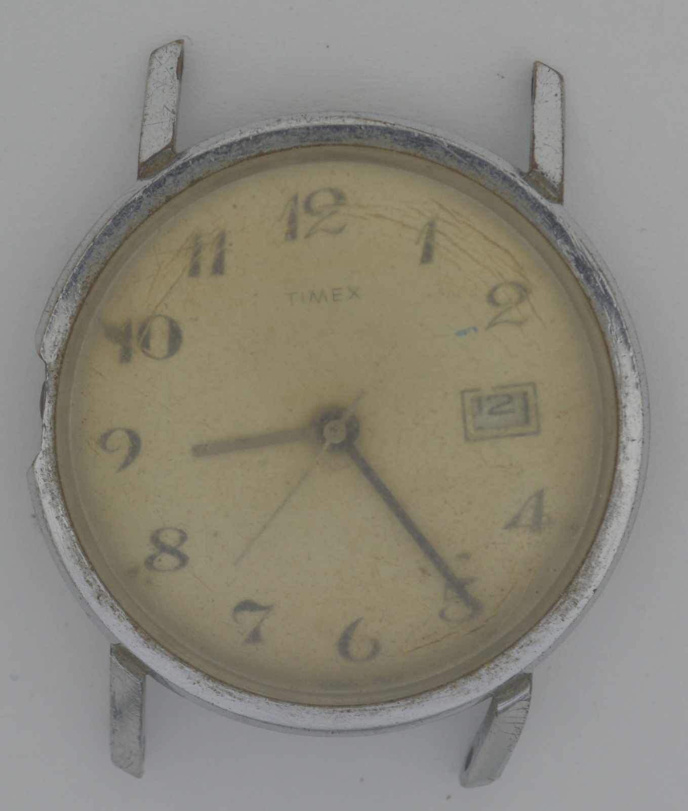 Vintage TIMEX Base Metal Wristwatch. For Repairs