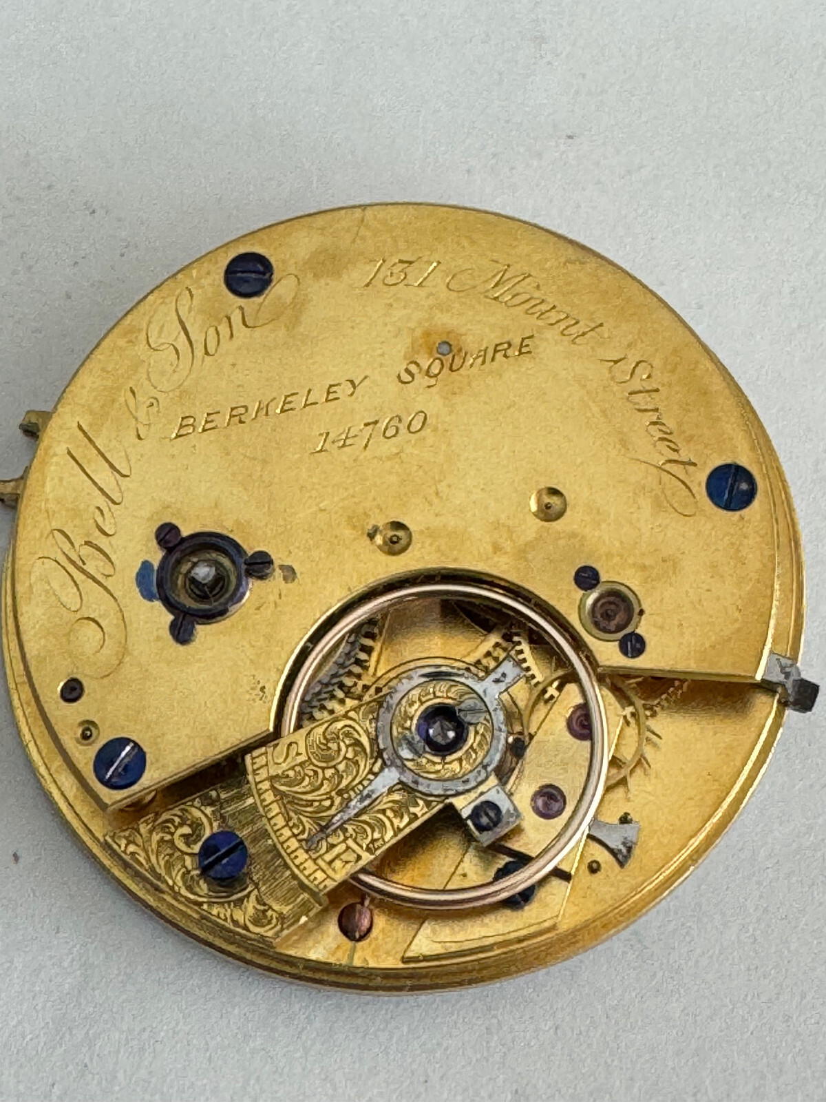 VINTAGE 40.4MM ENGLISH BELL & SON BERKELEY SQ. POCKET WATCH MOVEMENT KEEPS TIME