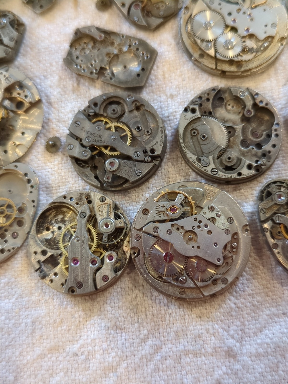 Lot Of 39 Assorted Vintage Watch Movement Parts. See the Pictures. 6.6 Ounces!!