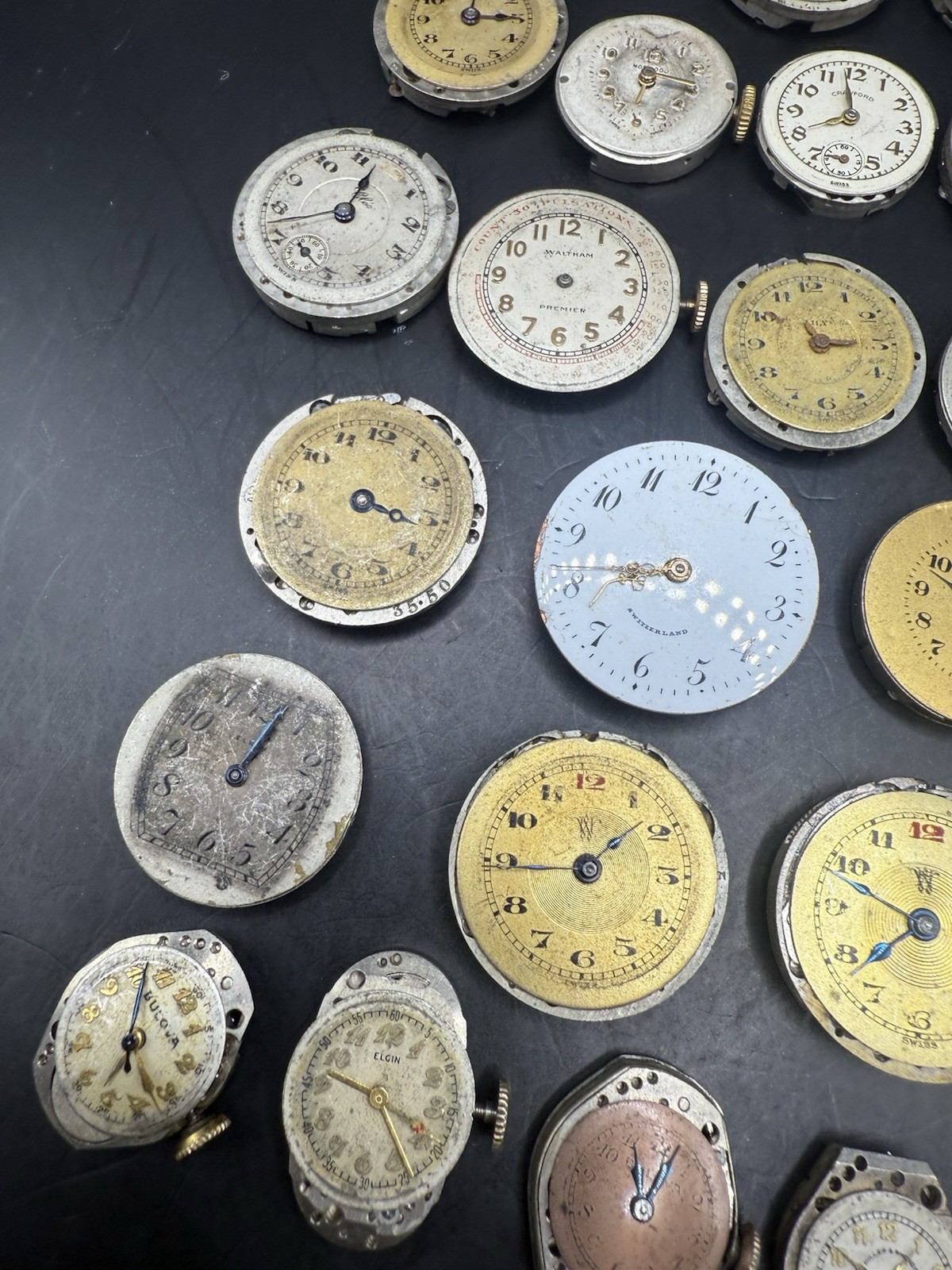 LOT of 36 Vintage Ladies Watch Movements & Dials For Parts/Repair Various Brands