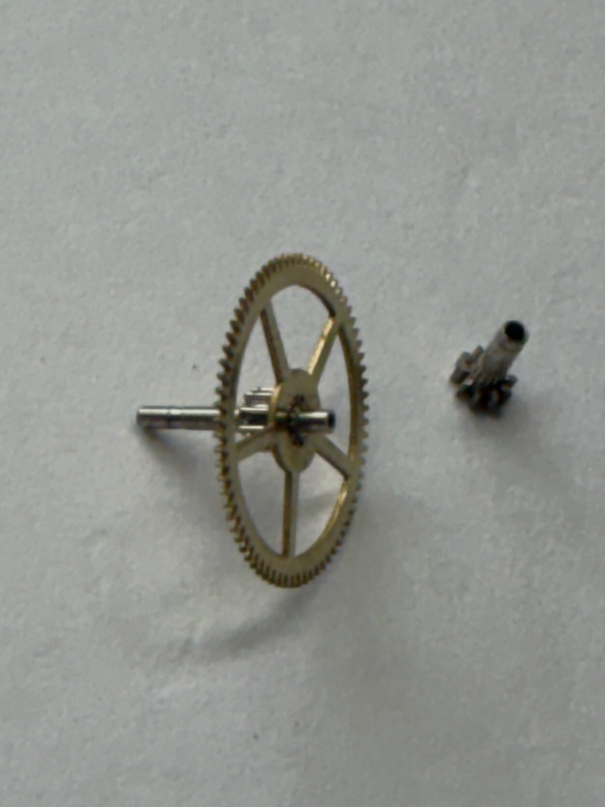 EJ Juillard (bulla) 46 Centre Wheel And Cannon Pinion For Centre Seconds NOS