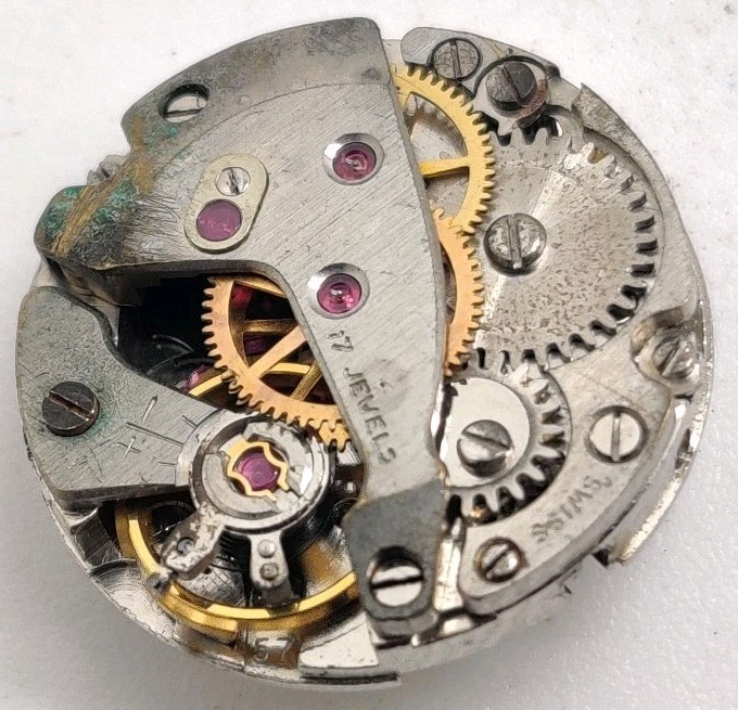 Vintage FHF 57 High Grade 17 jewel watch movement Runs For Repair