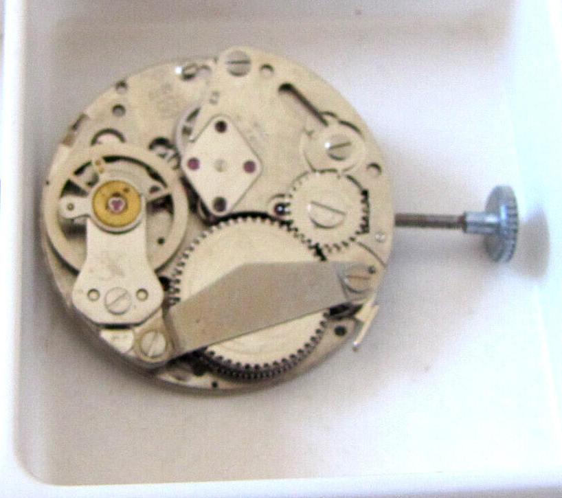 10 pieces Chronostop EB 8800 movement with flyback, small sec and date SwissMade