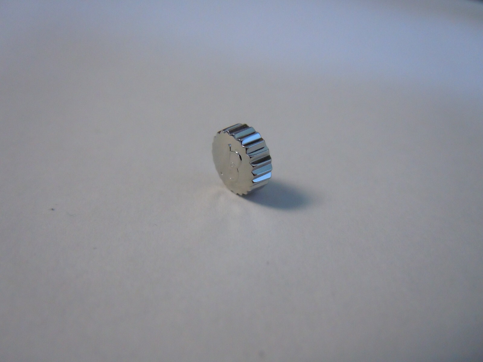 Genuine Breitling Crown 13022,13322,13324,43030,43330 part 150.474