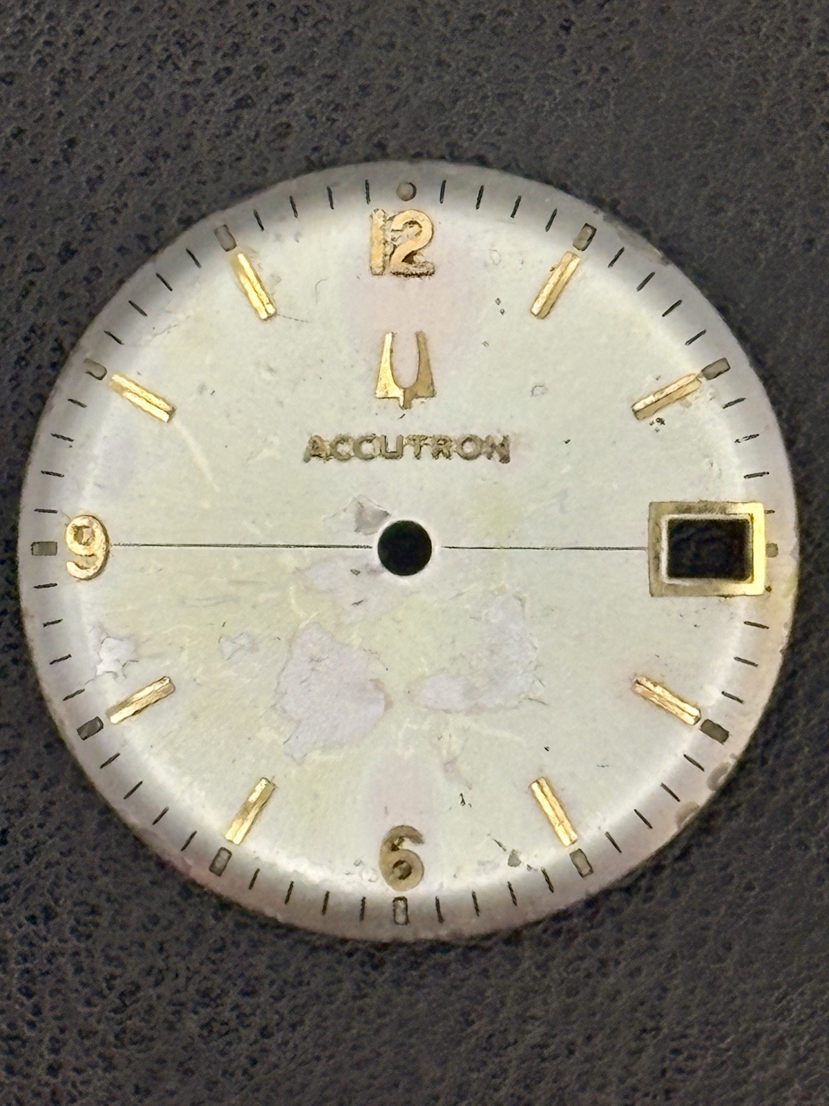 Vintage Bulova Accutron Cal 2181 Silver Dial Gold Tone Indices Date Parts 28.3mm