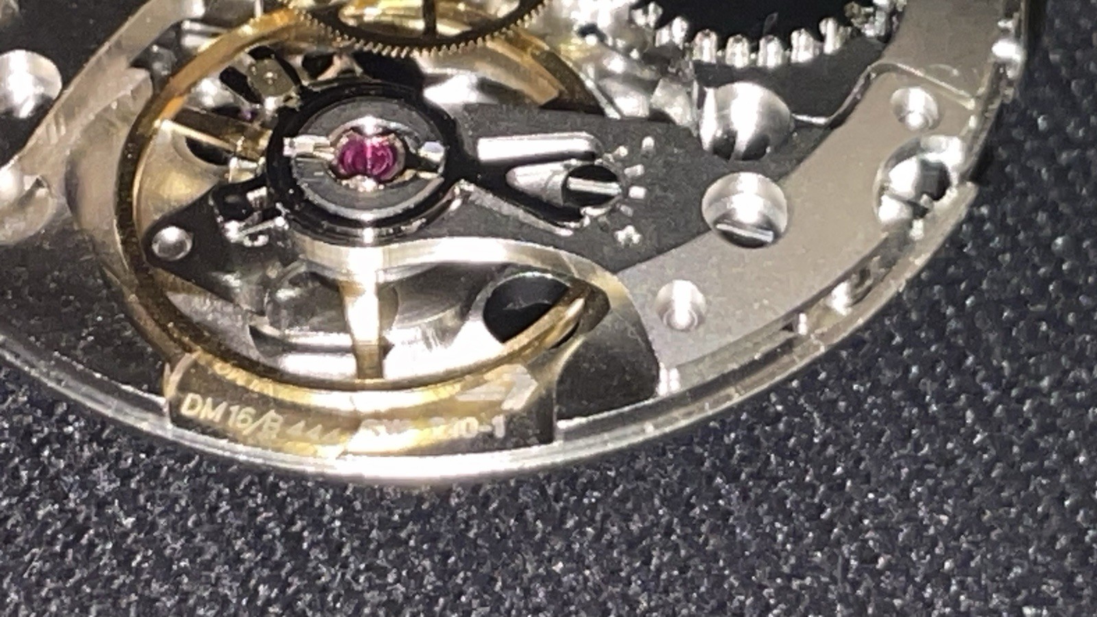 Sellita SW210-1 Swiss Hand-Wind Mechanical Watch Movement DM16/B 444