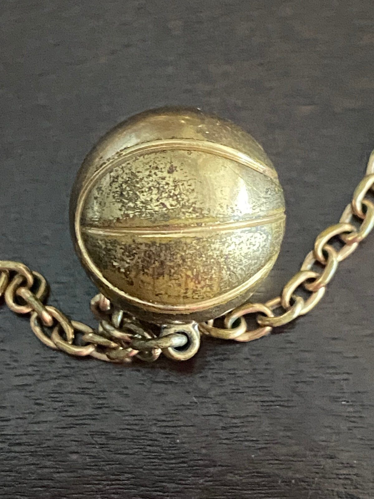 VINTAGE 15 INCH YELLOW GOLD FILLED POCKET WATCH CHAIN W/ STITCHED BASKETBALL