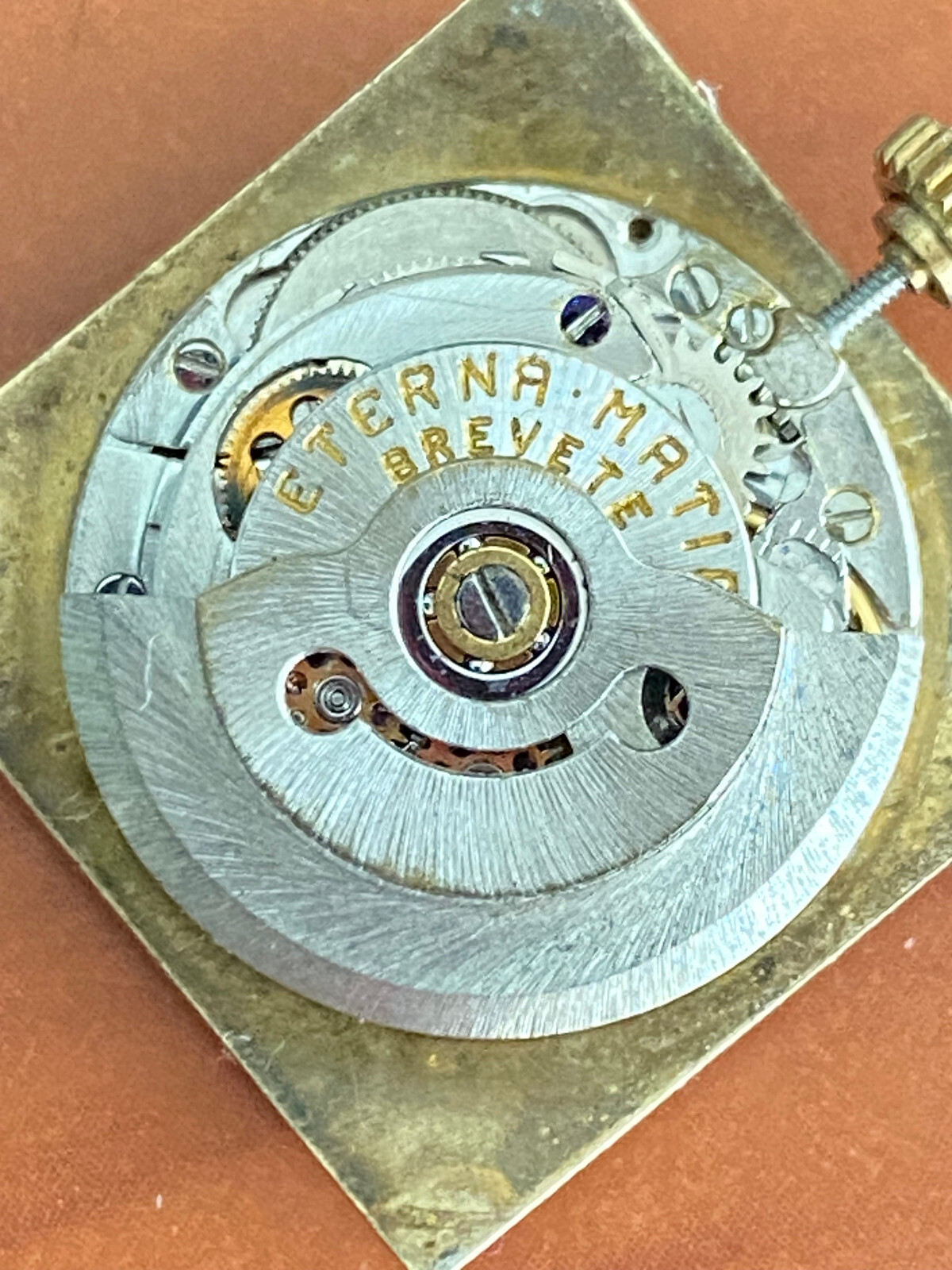 VINTAGE ETERNA MATIC WRIST WATCH MOVEMENT, CAL. 1459, KEEPING TIME, AUTOMATIC