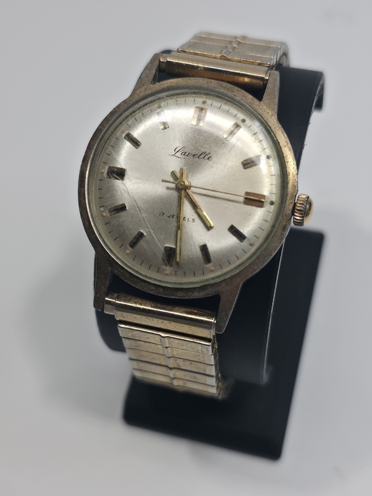 Vintage Lavelle 17 Jewels Manual Wind Watch – Standard Time 177 Movement – RUNS!
