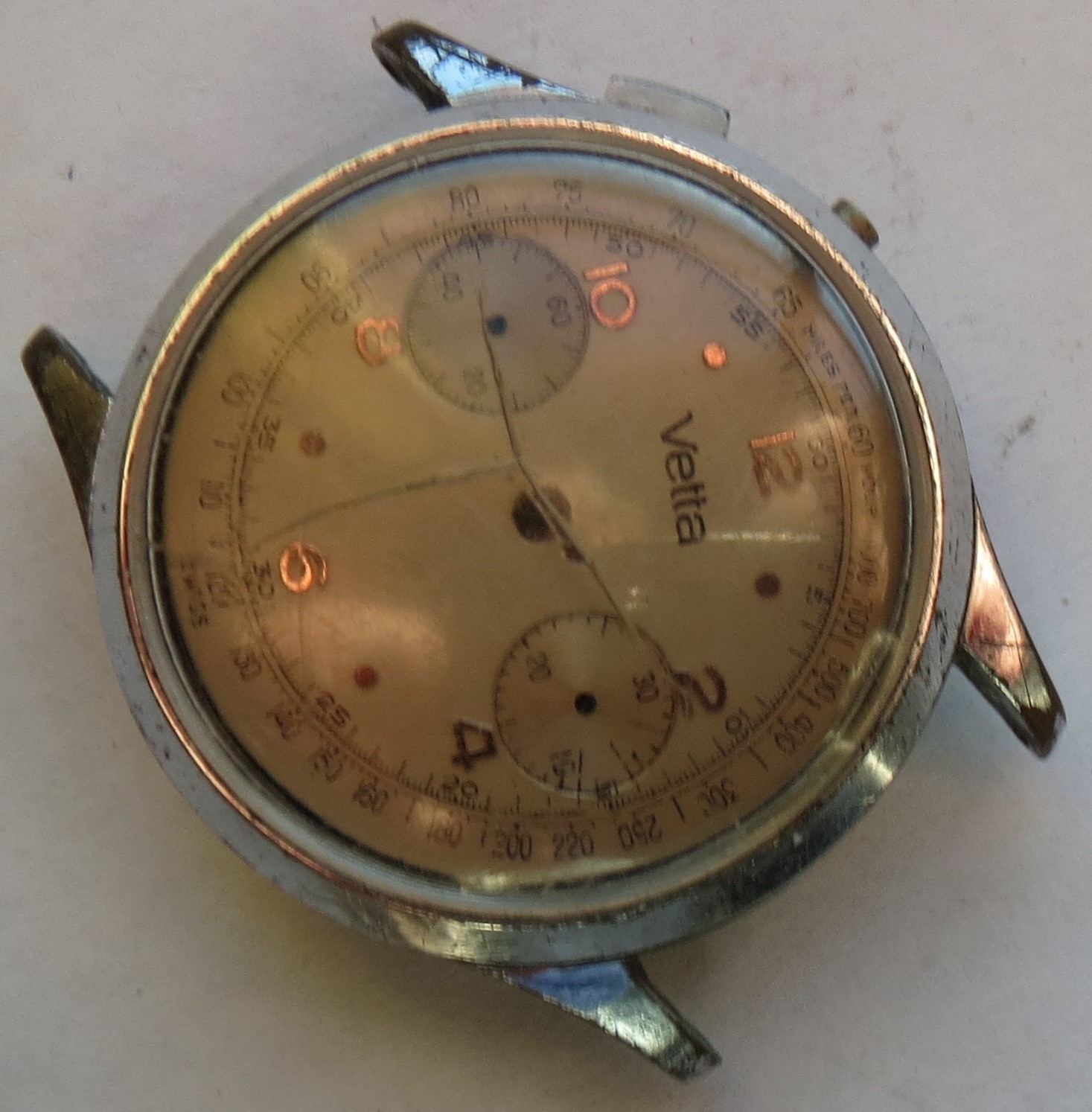Vetta chronograph mens wristwatch nickel chromiun case dial & pushers 34,5 mm.