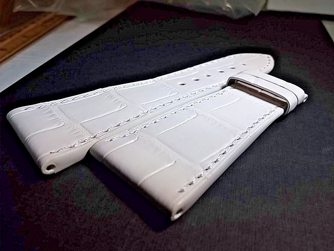 Genuine Milus 28/20mm, WHITE, with white stitch, no buckle, genuine leather