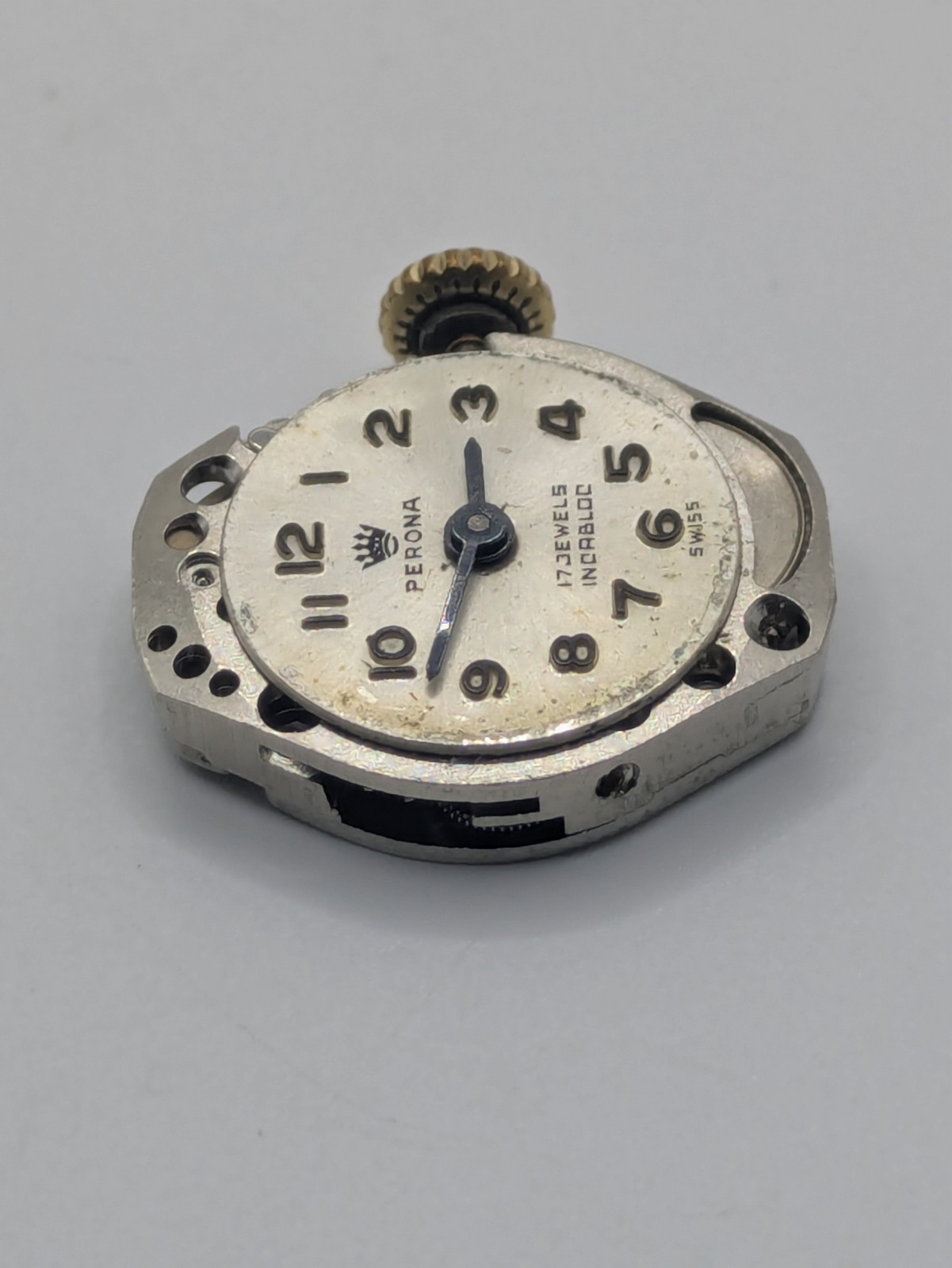 FHF ST 69-21 Perona Manual Wind Watch Movement 17 Jewels Photos/Video 18.3mm