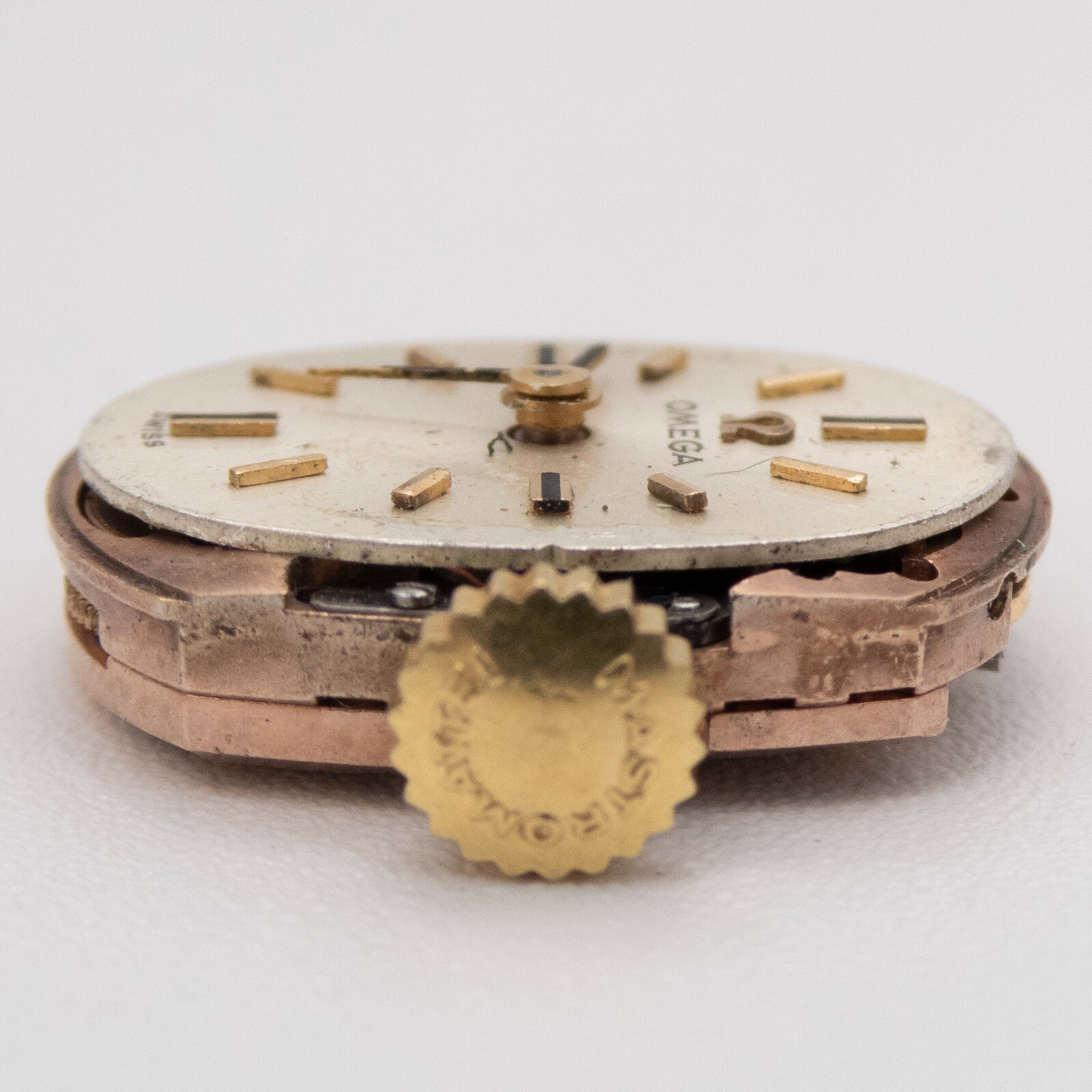 Vintage Omega Caliber 484 17-Jewel 2-Adjustment Wristwatch Movement, Runs