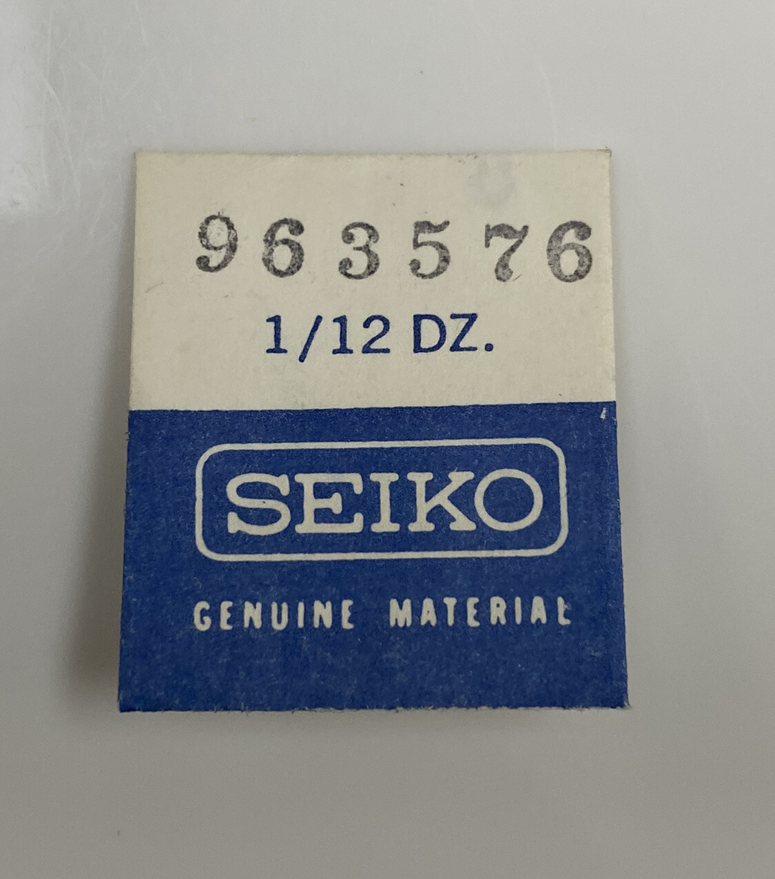 Genuine NOS Seiko Snap for Day Star w/ Dial Disk Part #963-576 for Caliber Y561A