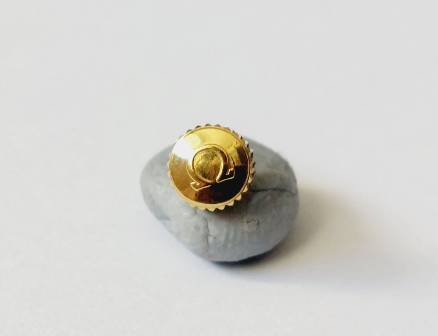OMEGA YELLOW GOLD PLATED WATCH CROWN KEY (5mm x 3mm) (OC-65)