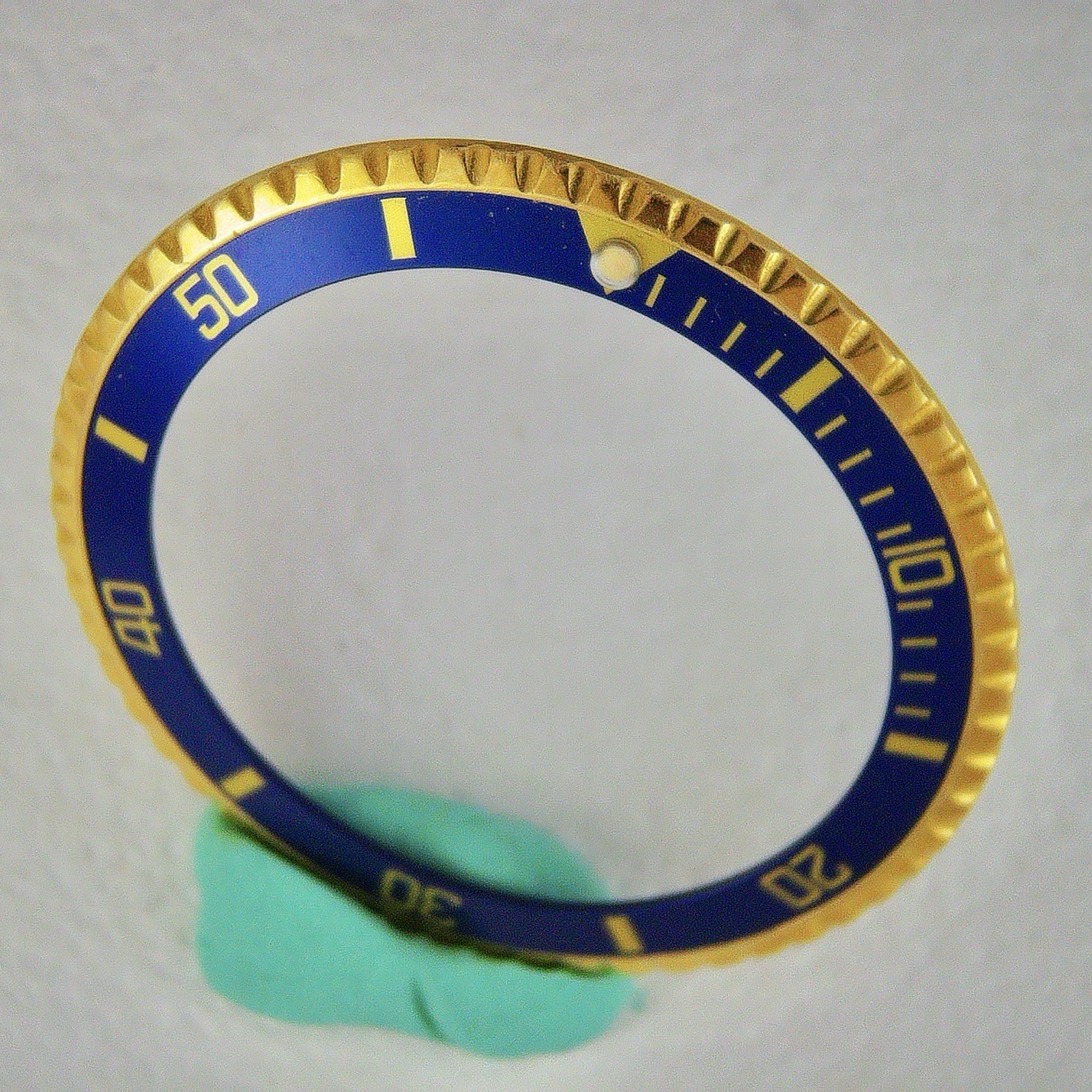 NOS Factory Original Rolex 18K YG Bezel & Blue Tritium Insert Submariner 1680