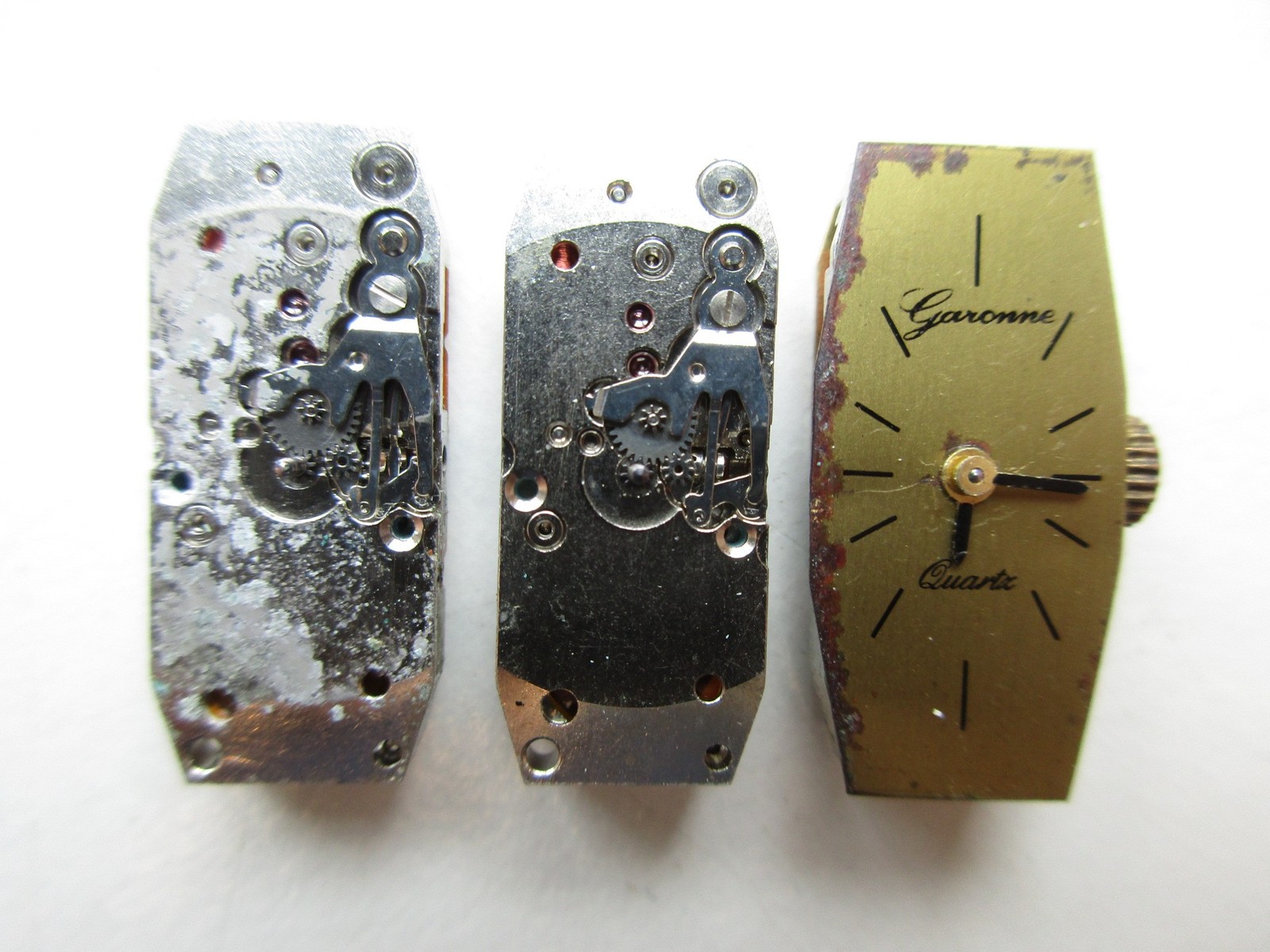 FHF cal. 102.001 Swiss quartz vintage watch movements – for parts