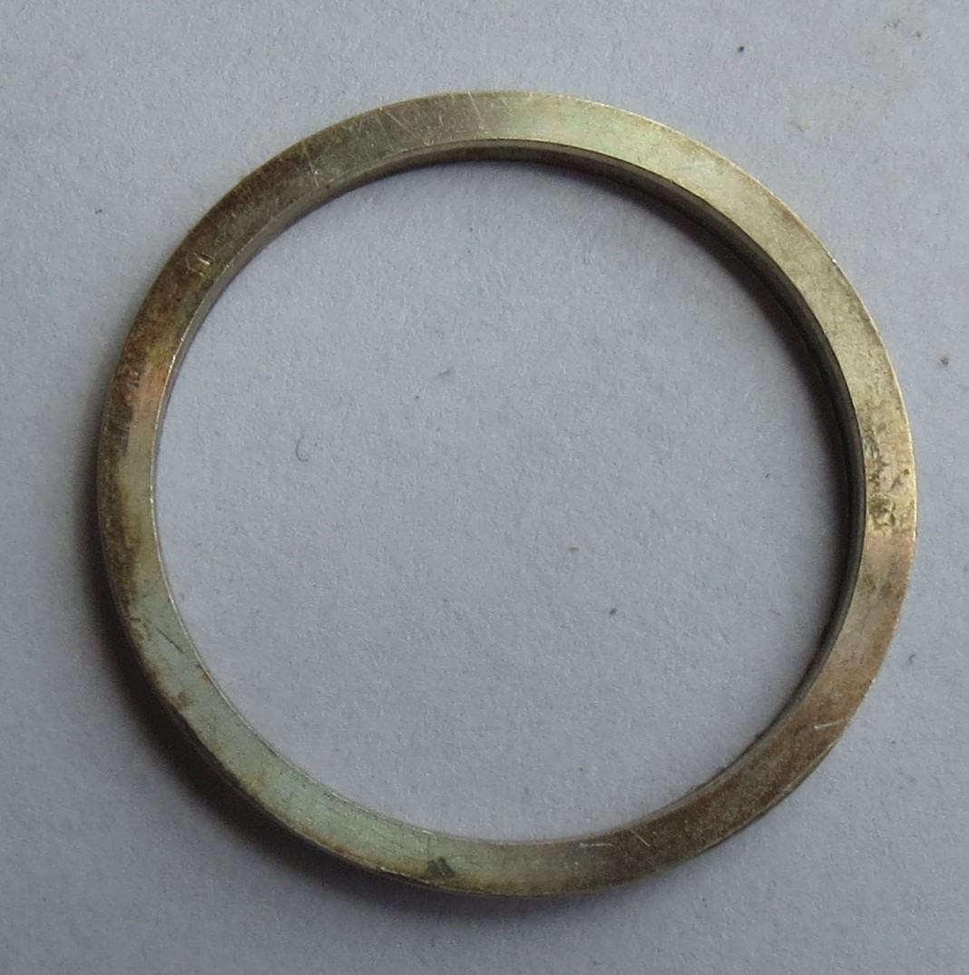 Rolex Lady wristwatch steel bezel 25 mm in diameter 21 mm. in inner diameter