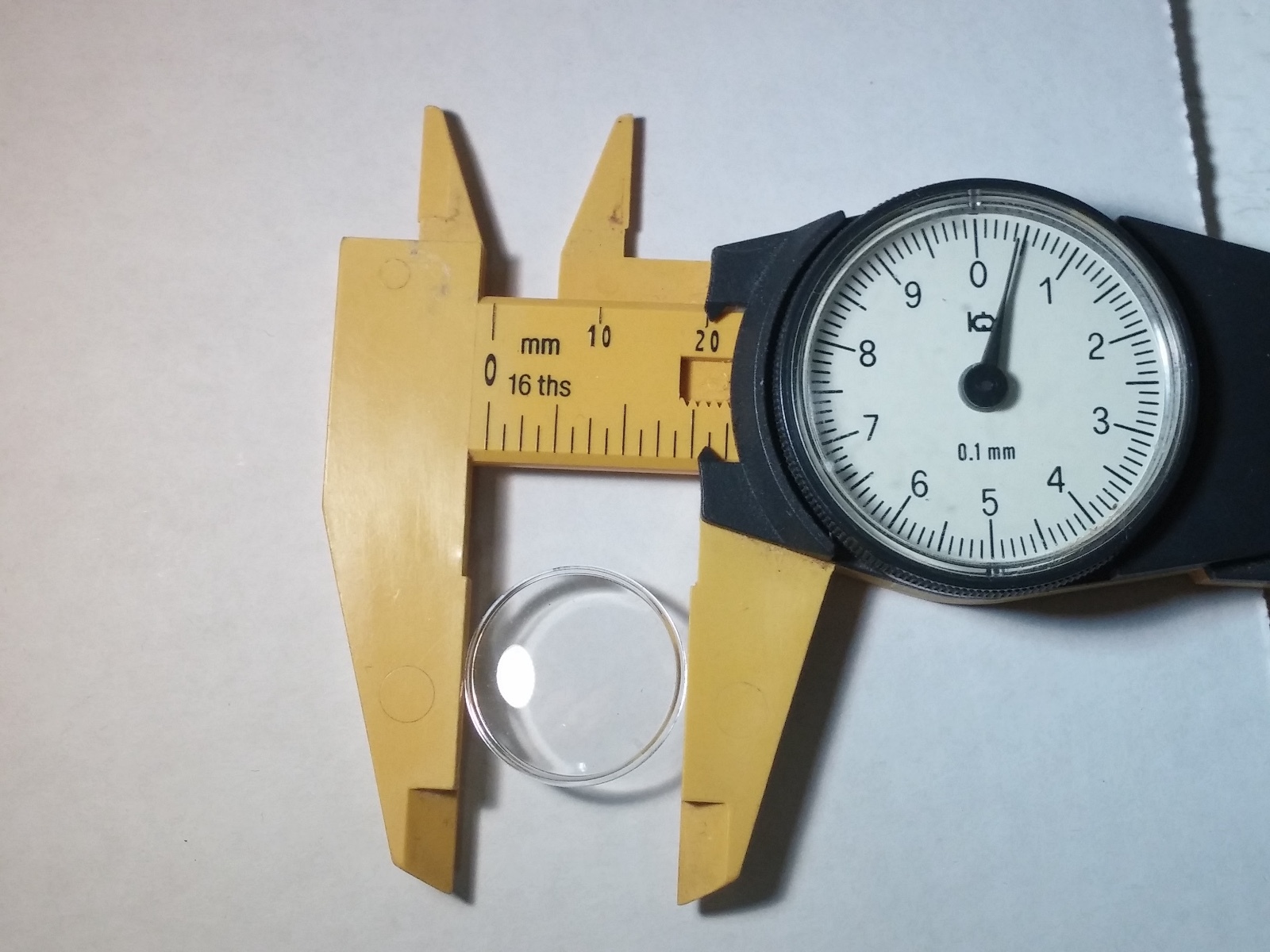 Bulova crystal 1254, 20.5mm approximate diameter – for watch repair