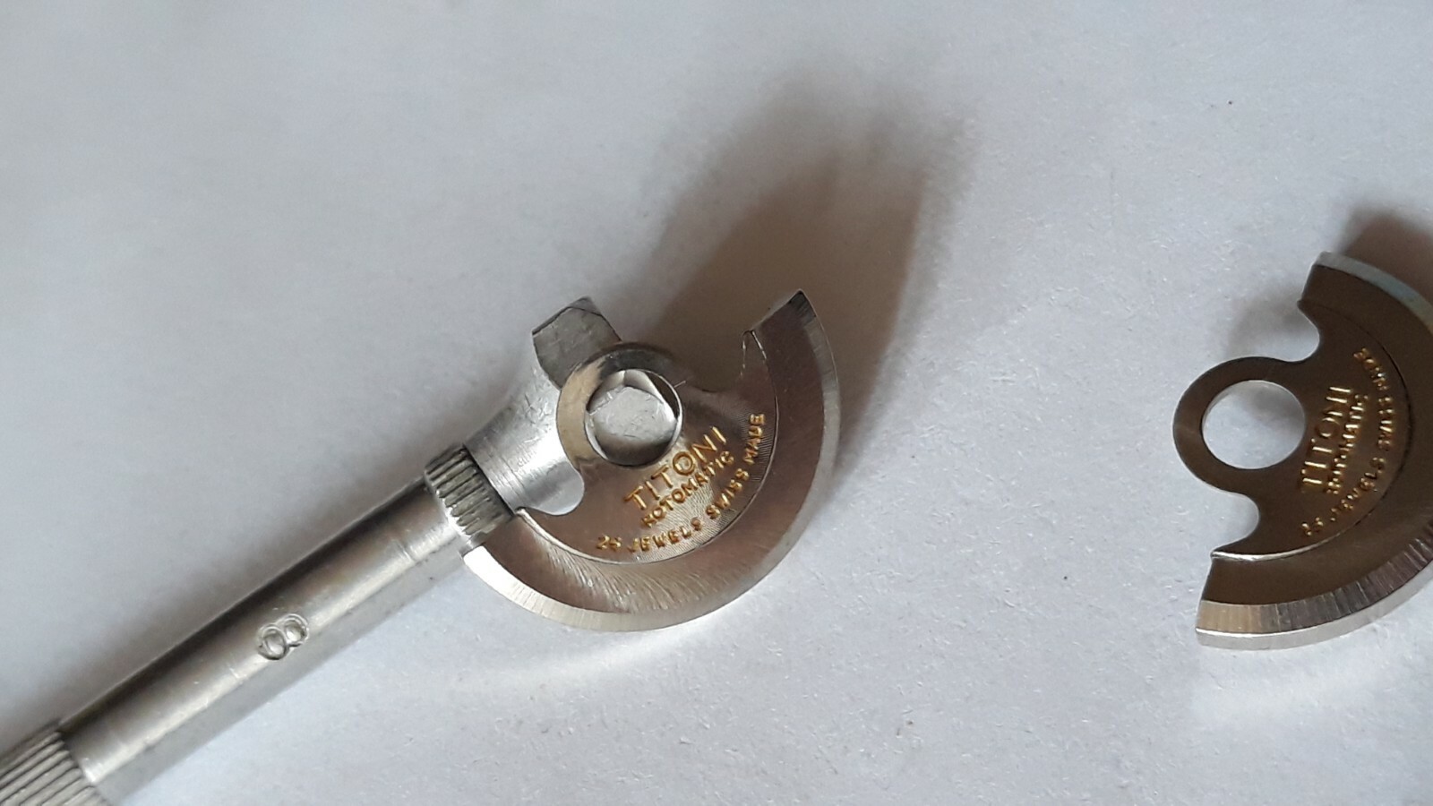 VINTAGE Rotor-Oscillating weight TITONI 25 jewels ETA rotomatic swiss movment