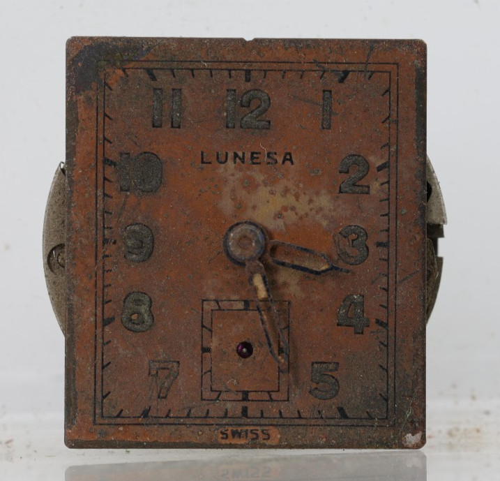 LUNESA 15j SWISS WRIST WATCH MOVEMENT 19.65mm DIAMETER FOR REPAIR (GK)