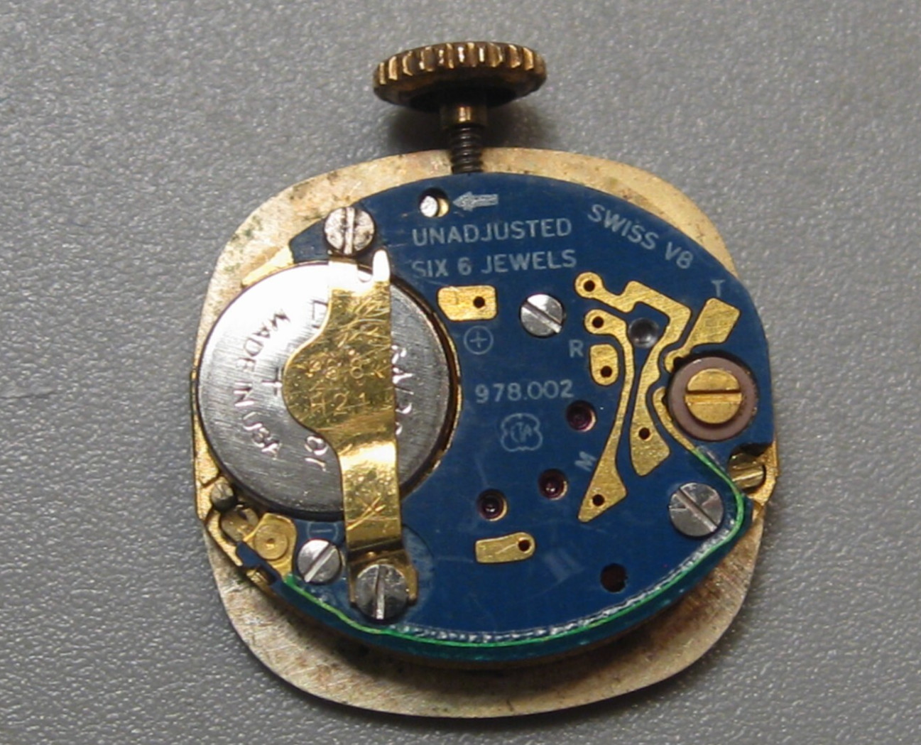 OMEGA Watch Movement. 6 Jewel, Quartz, Swiss Dial, Hands, Crown. Un-tested.