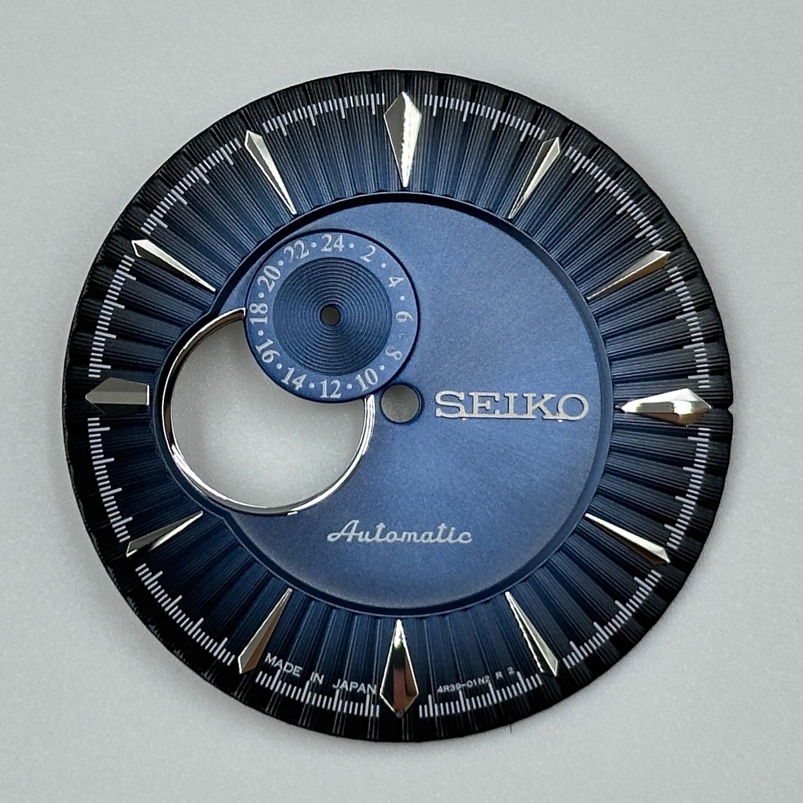 35mm Cocktail Hollowed-Out Watch Dial No Lume for Nh39 Movement Watch Accessorie