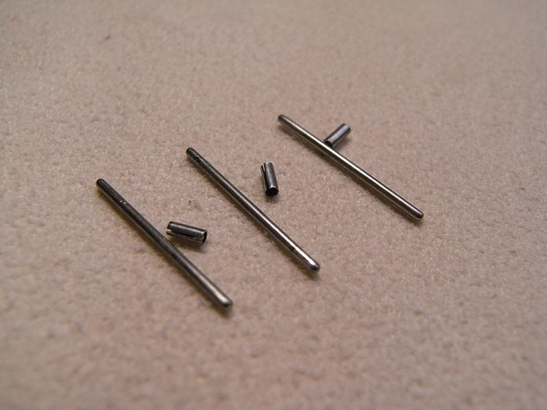 C-rings and pins for adjusting watch bands, 17mm and 3.0mm sizes, 3-pack.