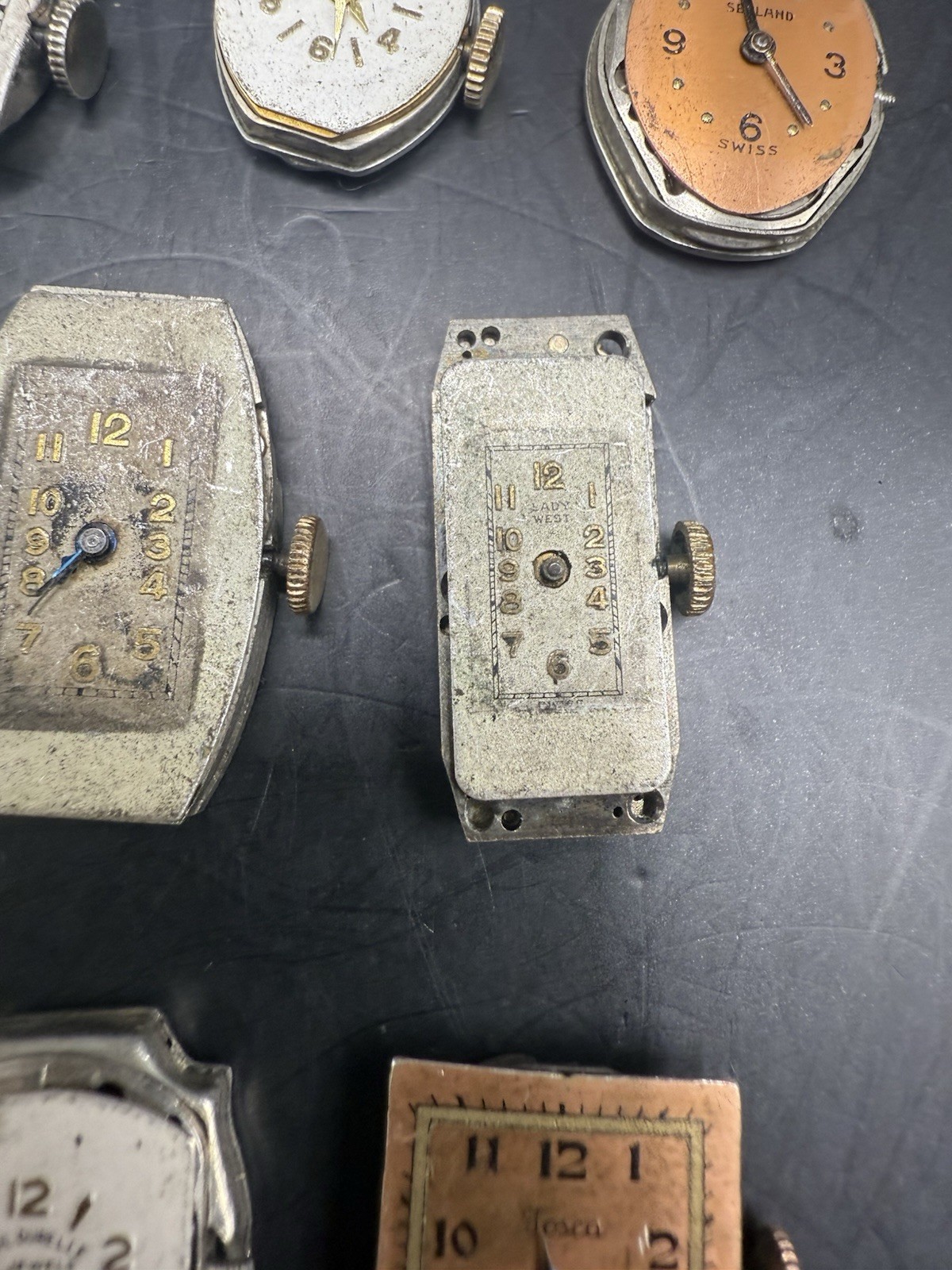 LOT of 16 Vintage Ladies Watch Movements & Dials Various Brands For Parts/Repair