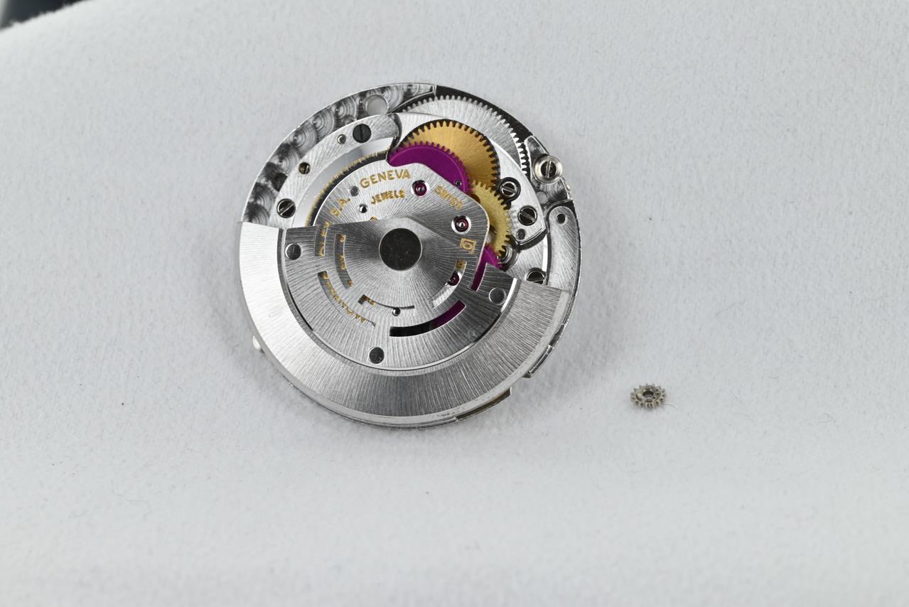 Rolex Wristwatch Complete Movement Calibre 1520 for Submariner 5513 & Others