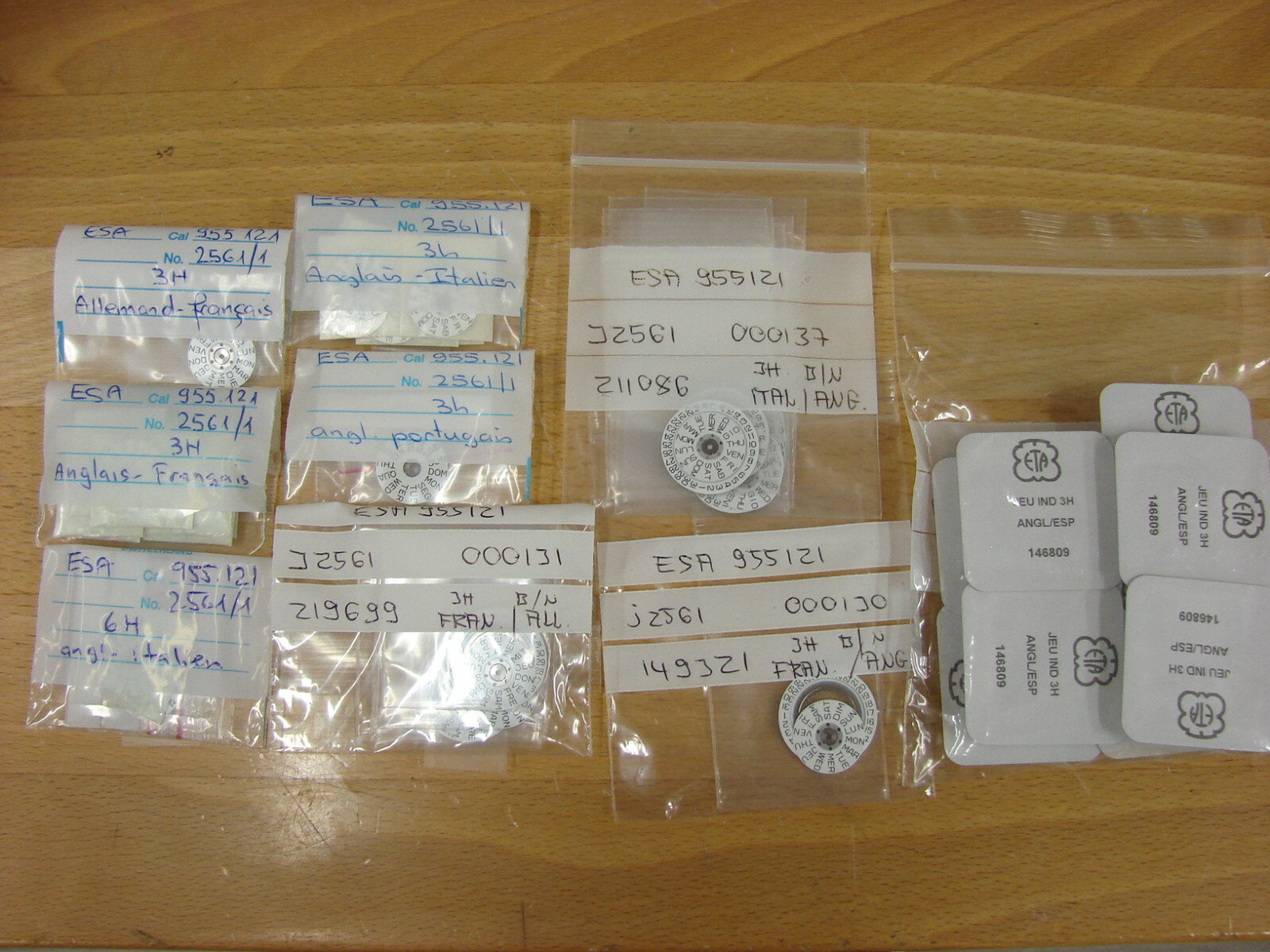 ETA 955.121, 555.121 Omega 1425, Hamilton 746, day and date discs #2557 & #2561