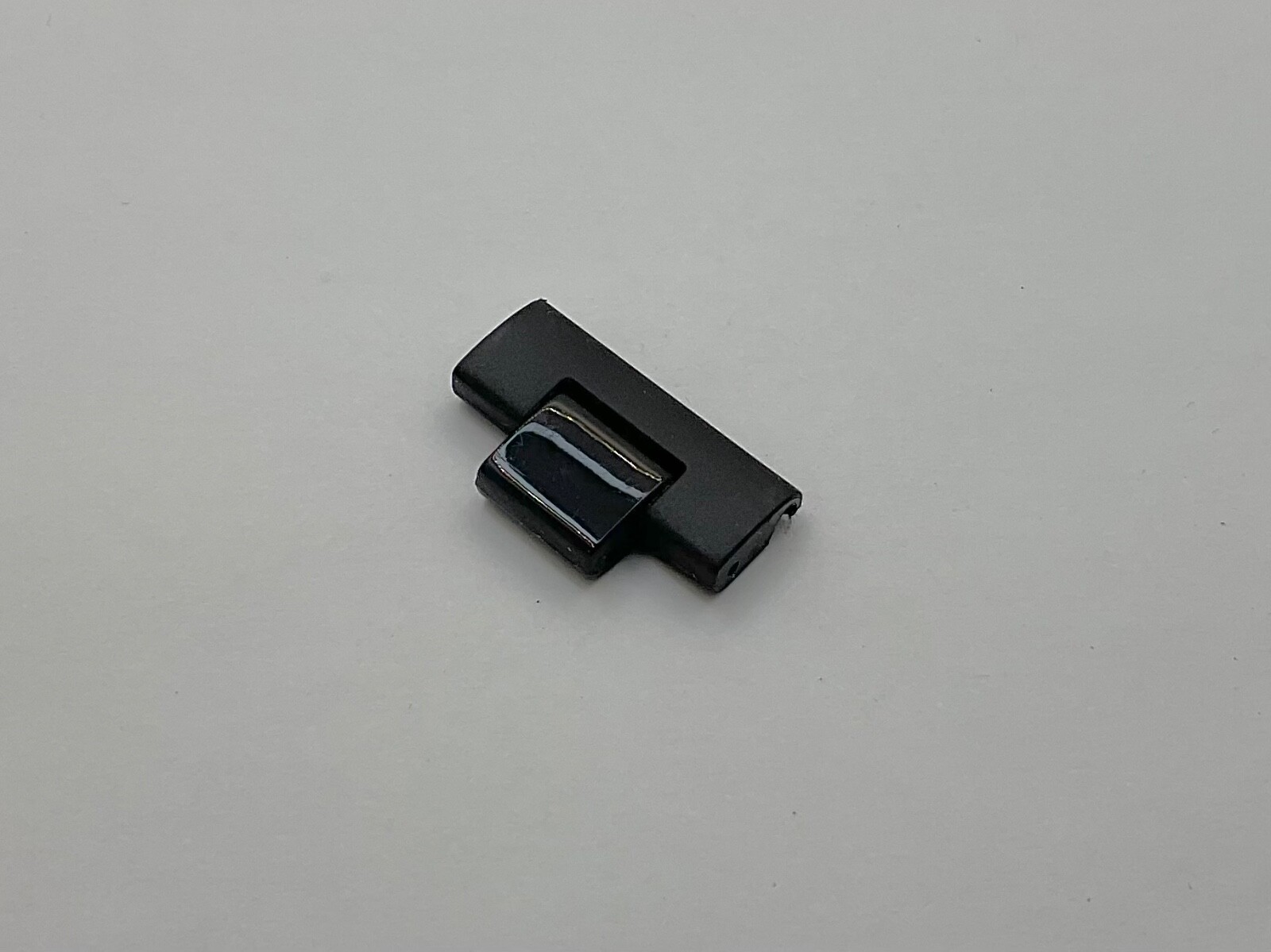 Movado Bold MB.01.1.29.6015 TR90 Composite Material Black Band to Case End Link