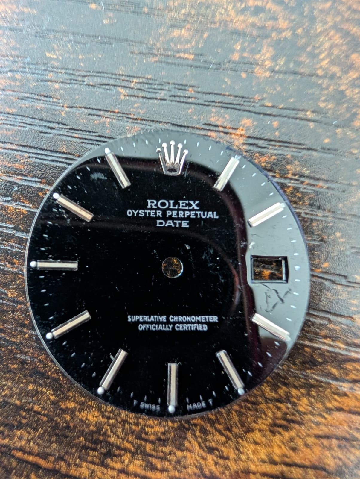 ROLEX OYSTER PERPETUAL DATE 1501 SILVER STICK DIAL – POOR CONDITION